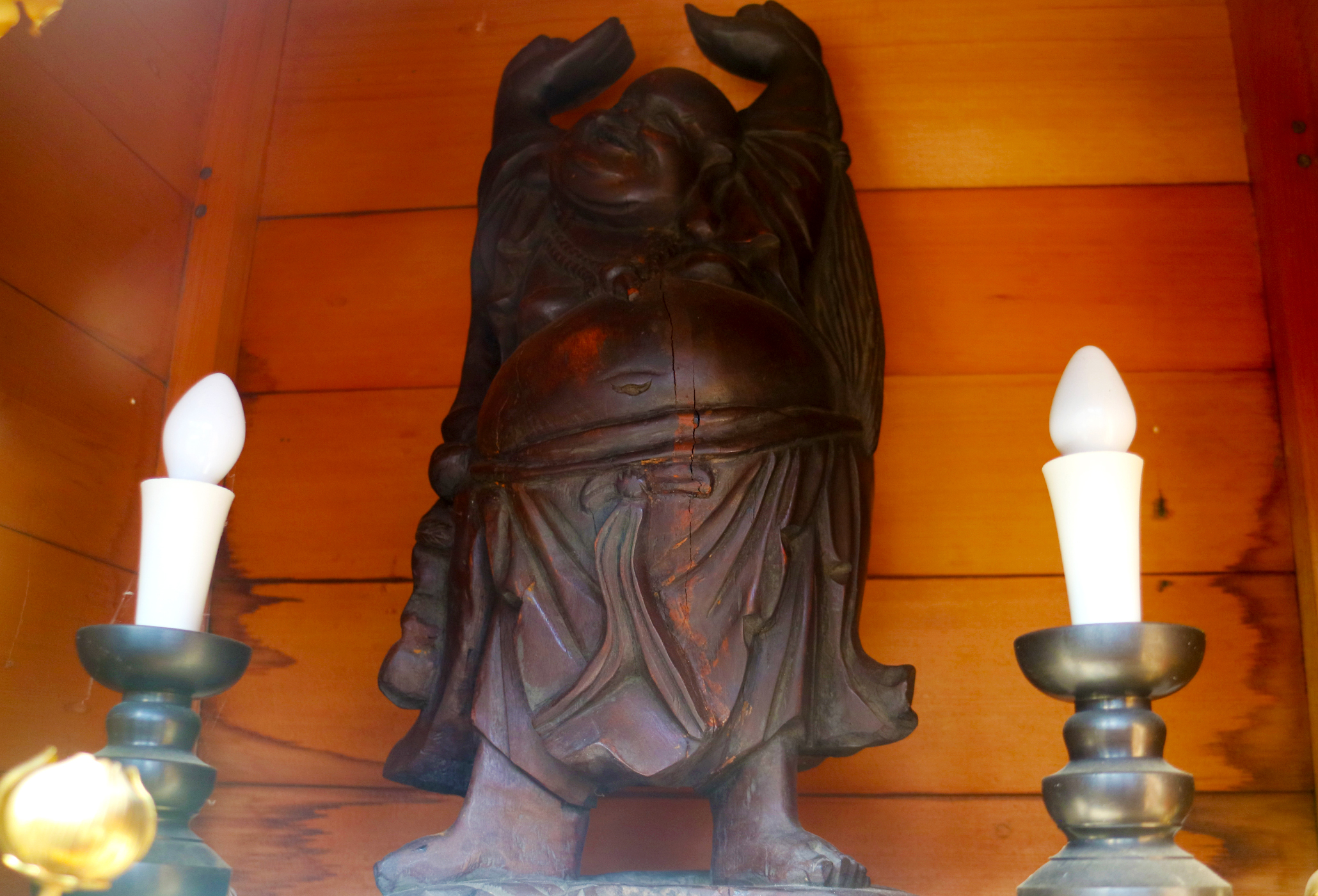 木彫りの布袋尊